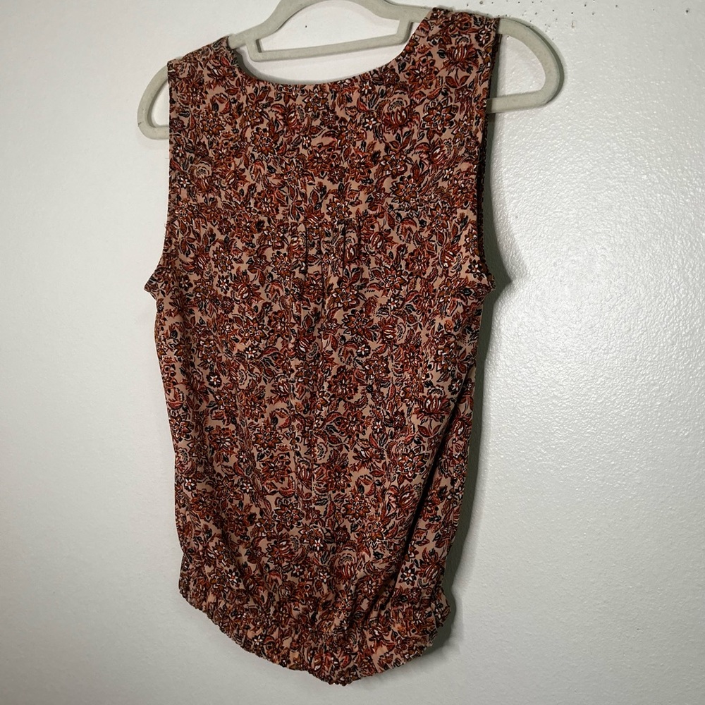 Evereve pink and orange paisley print Vneck sleeveless top - Picture 2 of 6